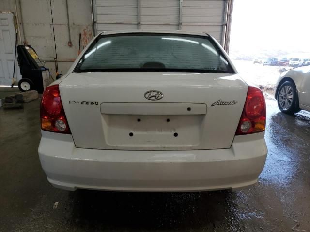 2004 Hyundai Accent GL