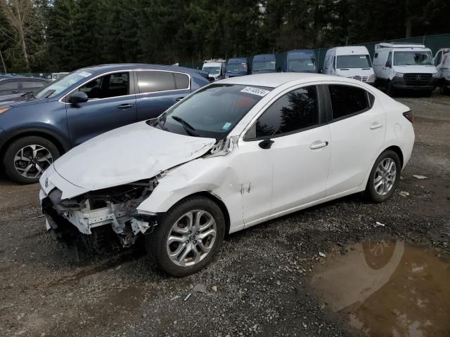 2017 Toyota Yaris IA