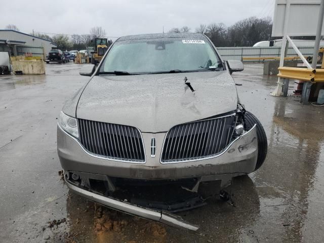 2015 Lincoln MKT