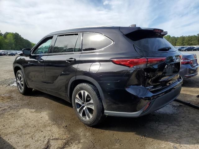 2021 Toyota Highlander XLE