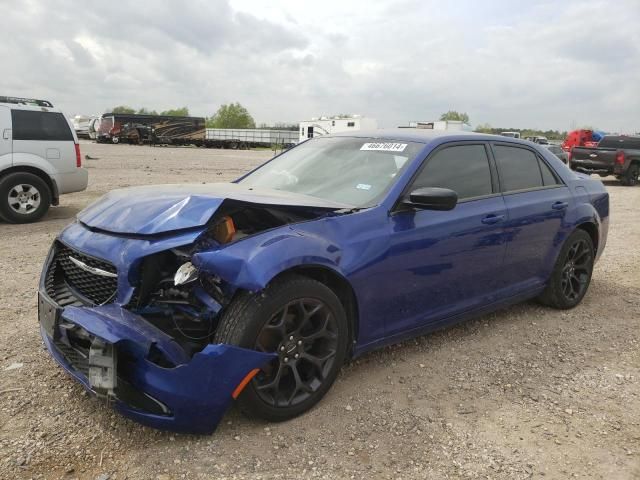 2019 Chrysler 300 Touring