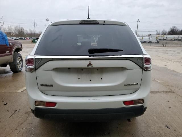 2014 Mitsubishi Outlander SE