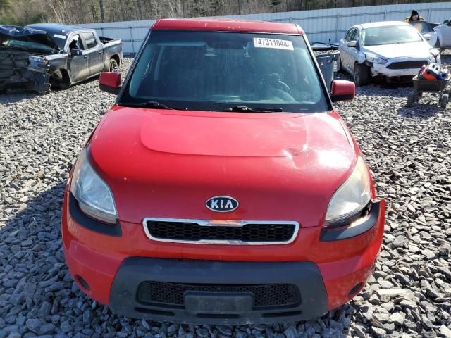 2011 KIA Soul +