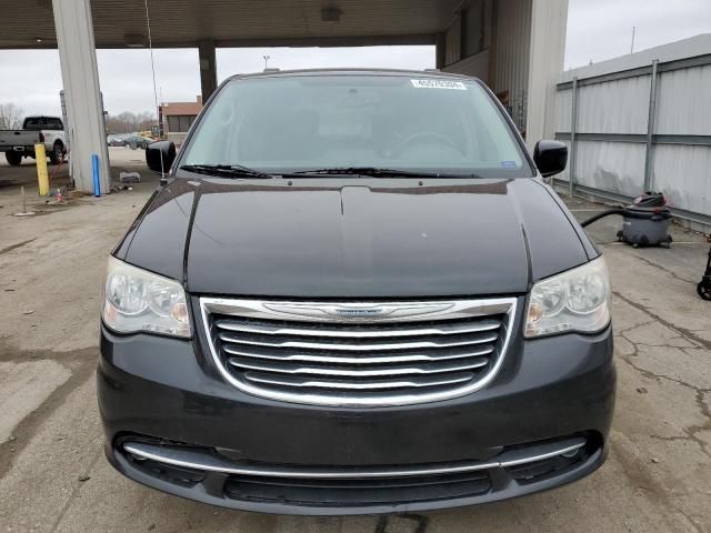 2012 Chrysler Town & Country Touring