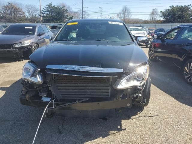 2013 Chrysler 200 Limited