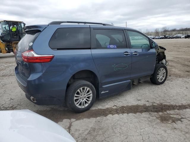 2015 Toyota Sienna XLE