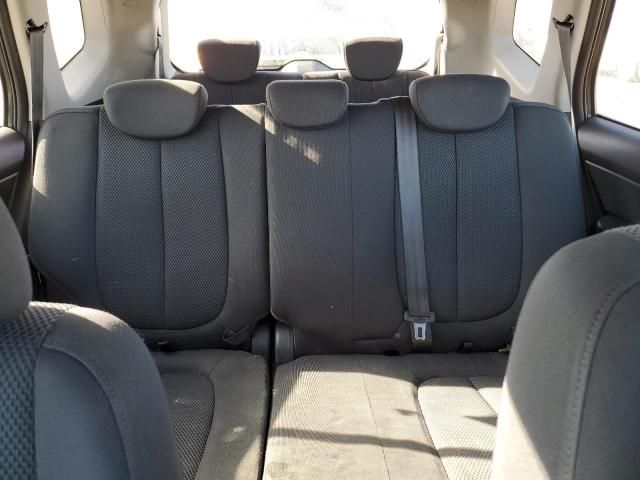 2008 KIA Rondo Base