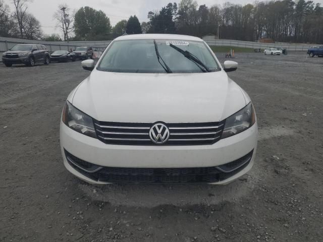 2013 Volkswagen Passat S