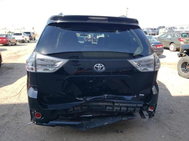 2011 Toyota Sienna Sport