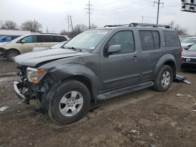 2005 Nissan Pathfinder LE