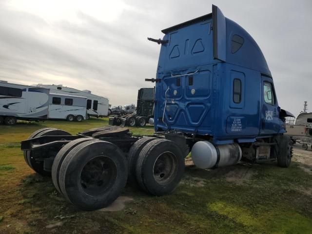 2017 Freightliner Cascadia 125