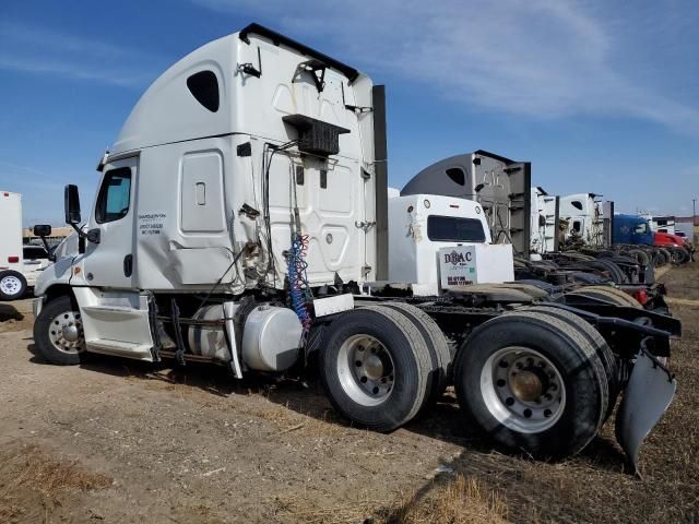 2015 Freightliner Cascadia 125