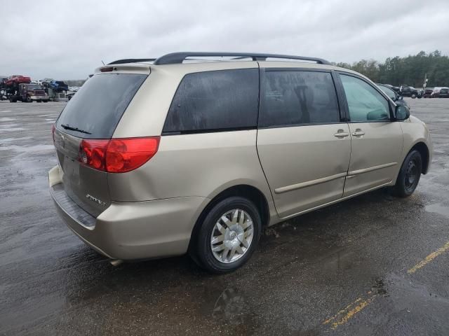 2010 Toyota Sienna CE