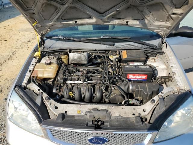 2005 Ford Focus ZX4