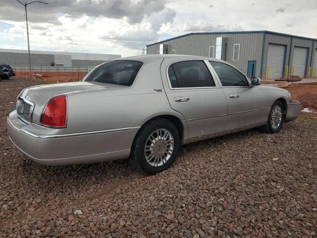 2008 Lincoln Town Car Signature Limited