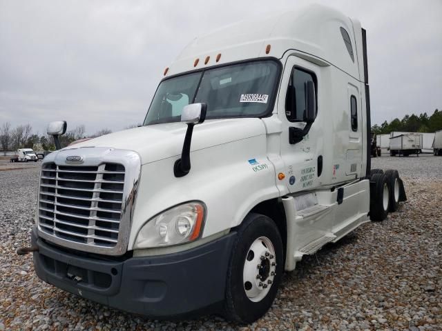 2015 Freightliner Cascadia 125