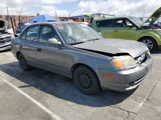 2004 Hyundai Accent GL