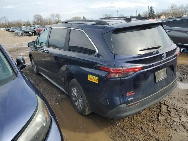 2022 Toyota Sienna XLE