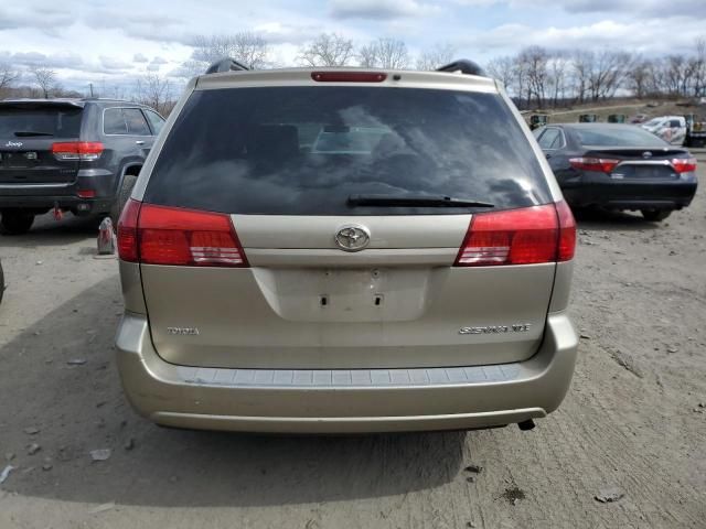 2005 Toyota Sienna XLE