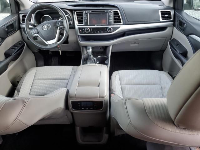 2016 Toyota Highlander LE