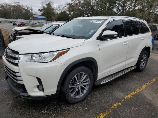 2018 Toyota Highlander SE