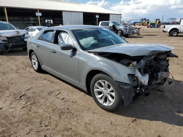 2018 Chrysler 300 Touring