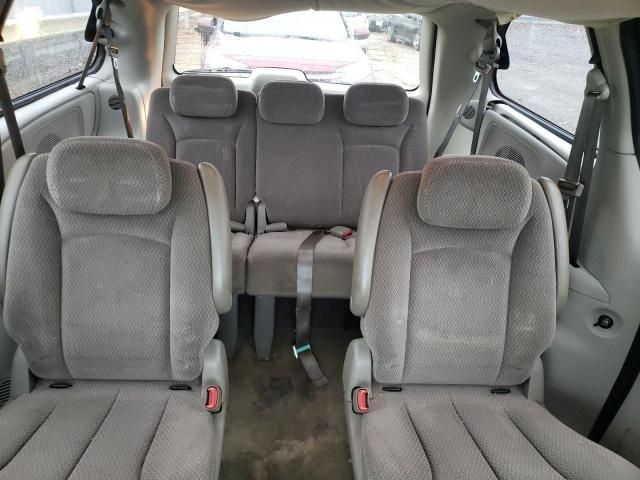 2006 Chrysler Town & Country LX