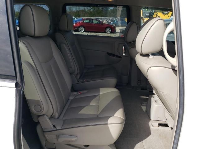 2011 Nissan Quest S