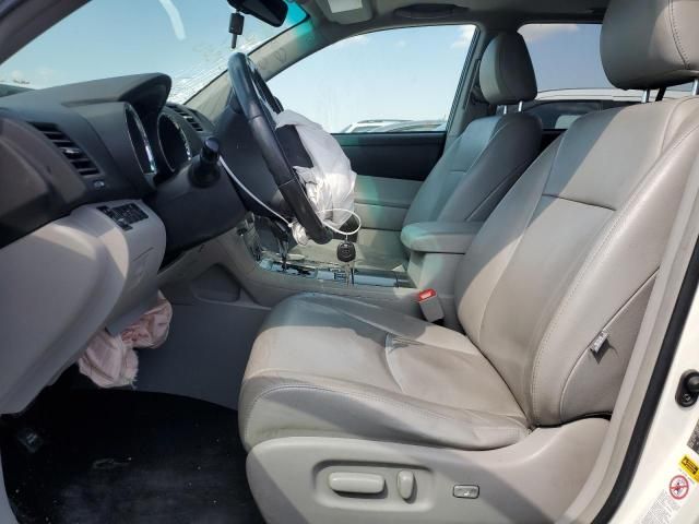 2011 Toyota Highlander Base