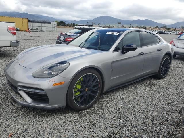 2018 Porsche Panamera Turbo S E-Hybrid