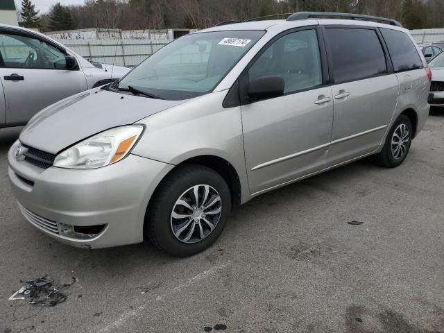 2004 Toyota Sienna CE