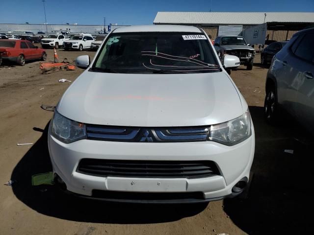 2014 Mitsubishi Outlander SE