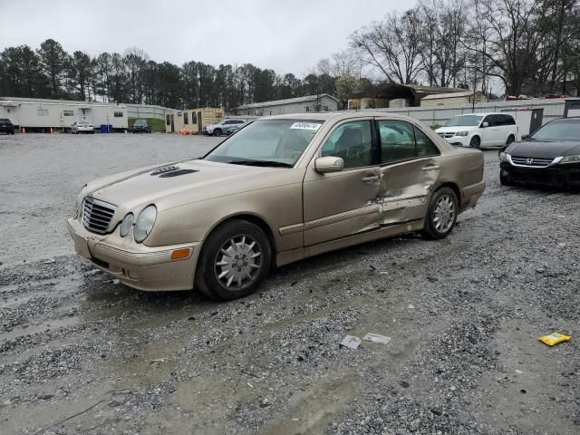 2000 Mercedes-Benz E 320