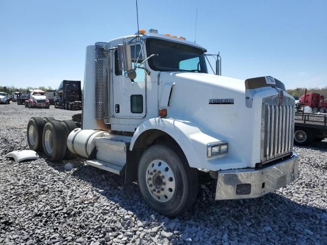 2009 Kenworth Construction T800