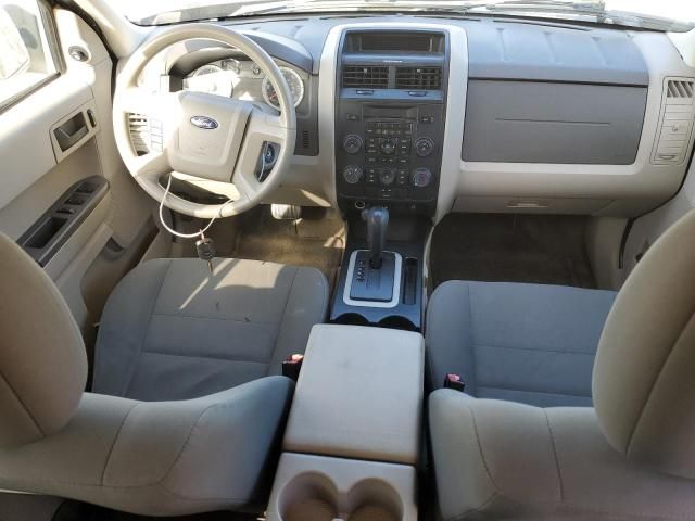 2010 Ford Escape XLS