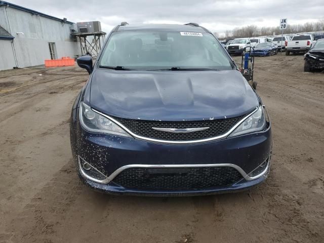 2017 Chrysler Pacifica Touring L Plus