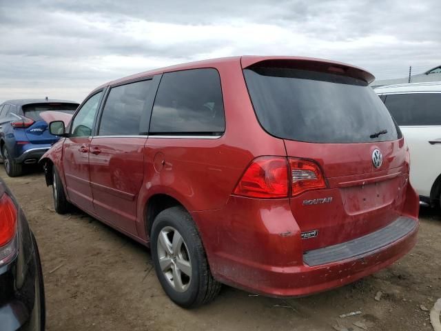 2009 Volkswagen Routan SE