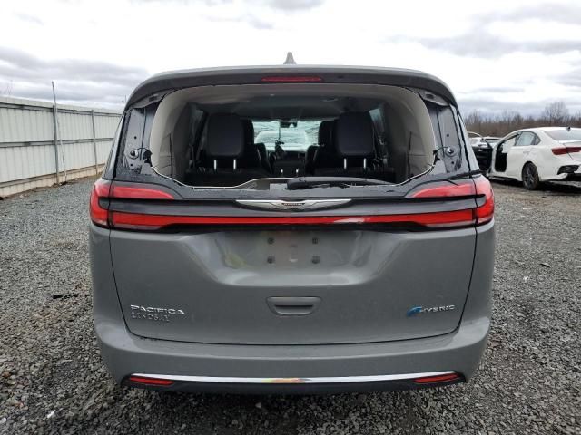 2022 Chrysler Pacifica Hybrid Touring L