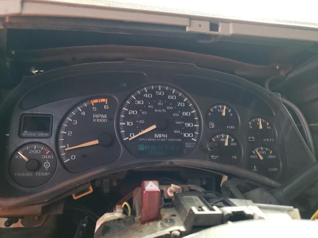 2002 GMC New Sierra C3500