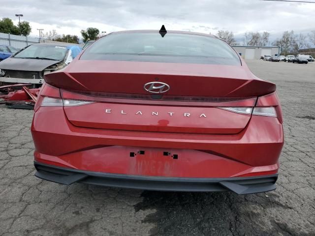 2021 Hyundai Elantra SE