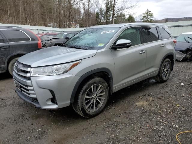 2018 Toyota Highlander SE