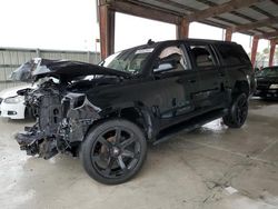 Carros salvage para piezas a la venta en subasta: 2018 Chevrolet Suburban C1500 LT