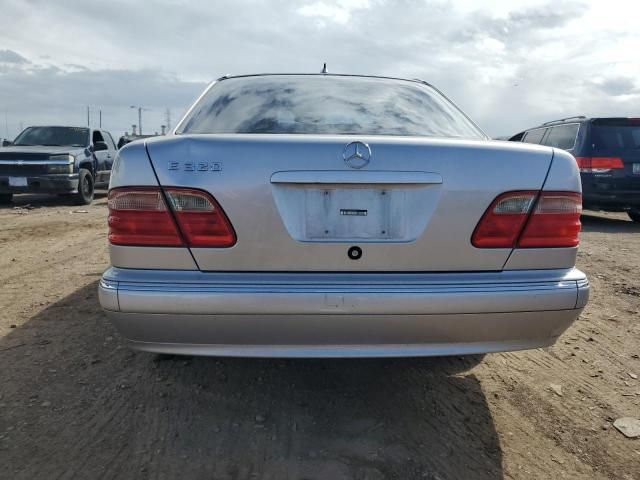 2002 Mercedes-Benz E 320