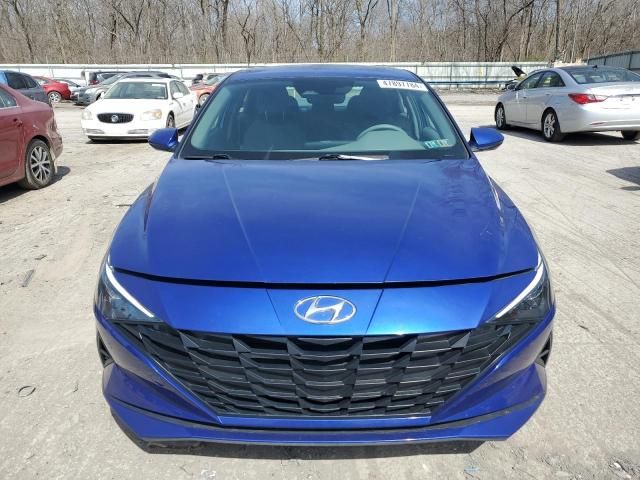 2021 Hyundai Elantra SE