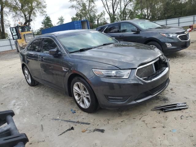 2016 Ford Taurus SEL