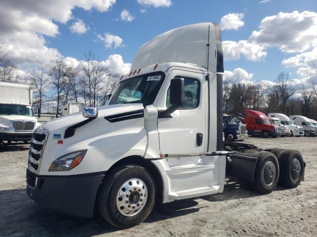 2022 Freightliner Cascadia 126