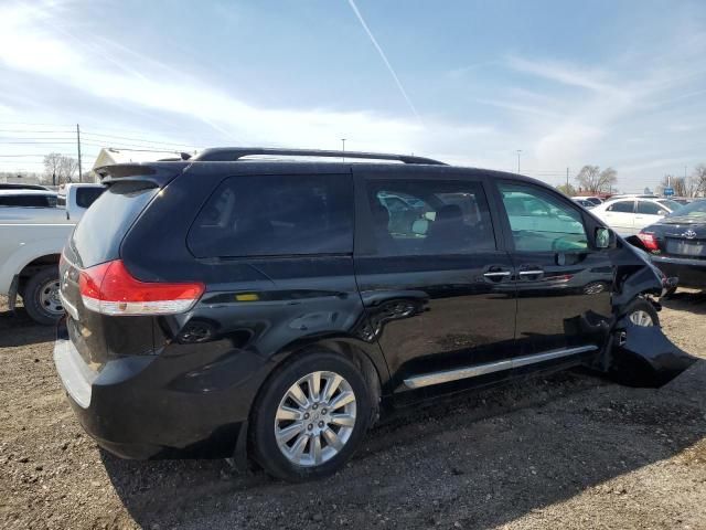 2011 Toyota Sienna XLE