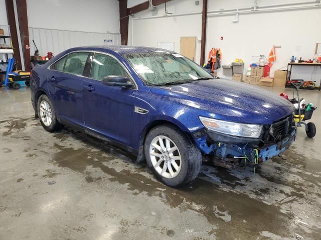 2014 Ford Taurus SE