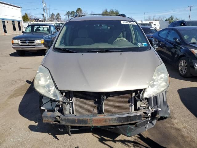 2006 Toyota Sienna CE