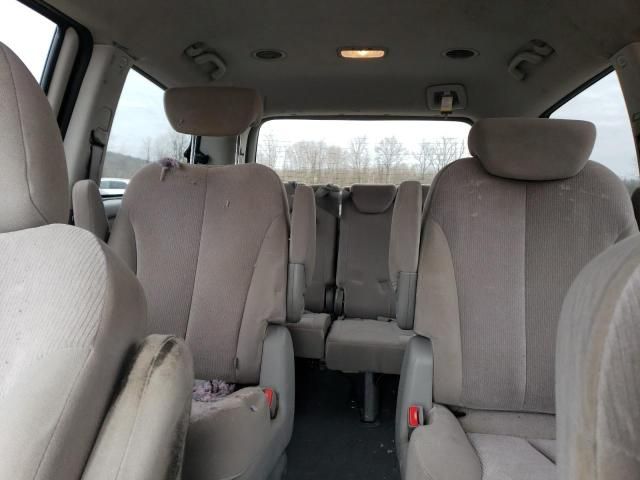 2009 KIA Sedona EX